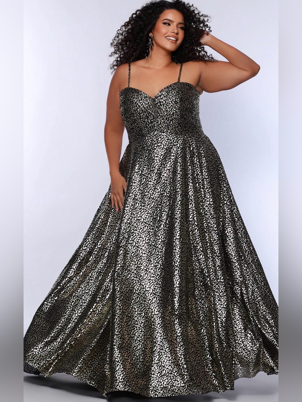 Sydney’s Closet WILD SIDE ANIMAL PRINT PLUS SIZE EMPIRE FORMAL DRESS (22)